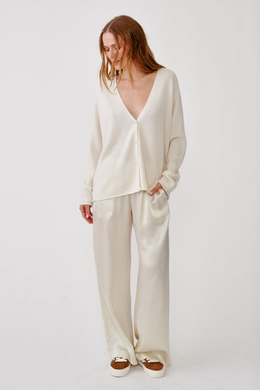 SAMSON RELAXED SADDLE RAGLAN CASHMERE CARDIGAN | GARDENIA