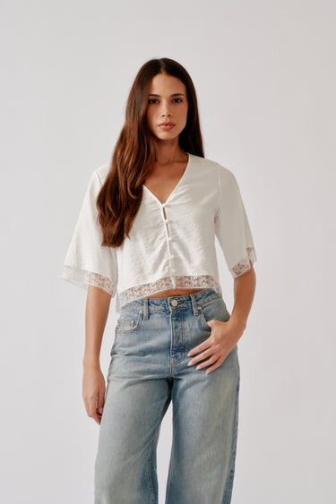 SIMONE SHORT SLEEVE BUTTON DOWN WITH LACE | WHITE