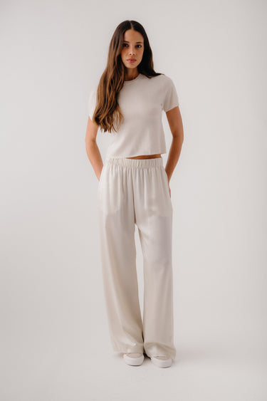 CHARLESTON RELAXED CASHMERE CREWNECK TEE | GARDENIA