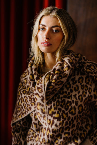 HARPER TRIANGLE LEOPARD SCARF | DUNE/CINNABAR