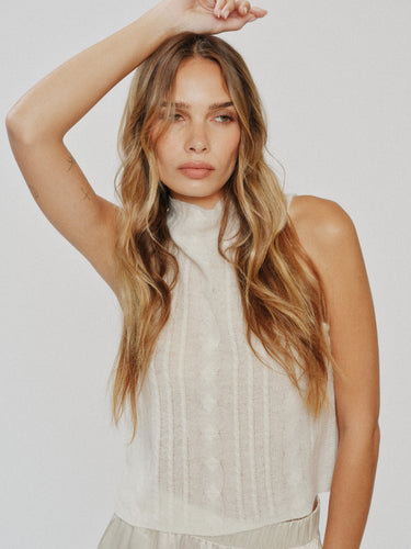 SALVIA SLEEVELESS LW CASHMERE CABLE TURTLENECK in gardenia