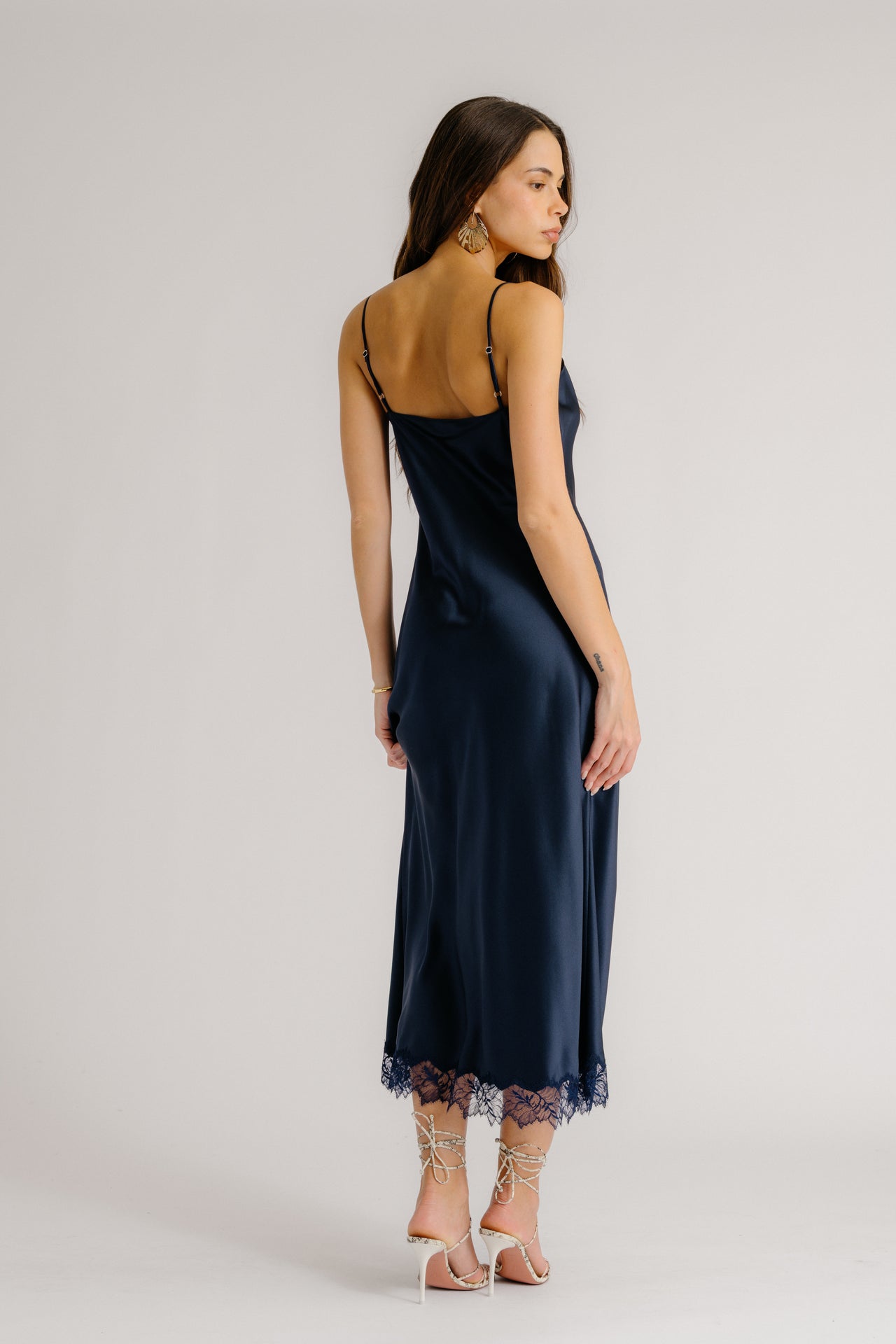 TAYLOR V-NECK BIAS CUT SILK DRESS W/ LACE | MIDNIGHT NAVY SABLYN TAYLOR V-NECK BIAS CUT SILK DRESS W/ LACE | MIDNIGHT NAVY SABLYN