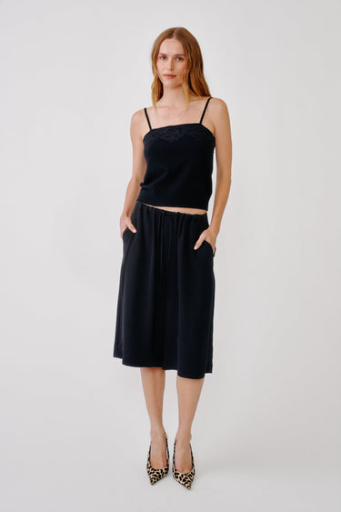 JOSIE STRAIGHT NECK CASHMERE CAMI | BLACK