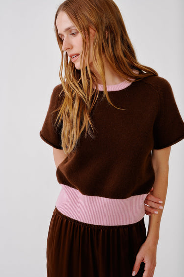 JONES C COLORBLOCK SADDLE RAGLAN SS | CINNABAR/SOFT PINK