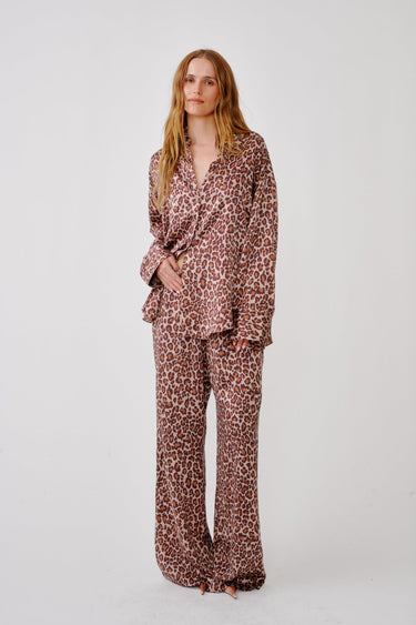 BENTON D SLOUCHY LS BUTTON DOWN | DUNE/CINNABAR
