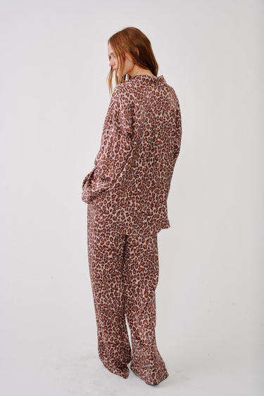 BENTON D SLOUCHY LS BUTTON DOWN | DUNE/CINNABAR