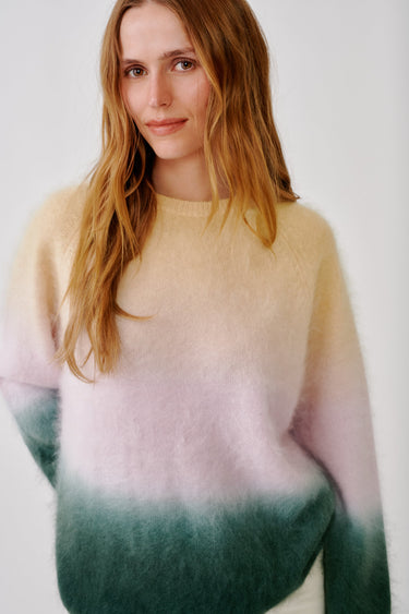 JUNE RELAXED RAGLAN OMBRE CREWNECK | SOFT PINK 3 MULTI