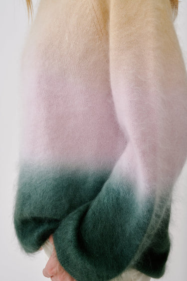 JUNE RELAXED RAGLAN OMBRE CREWNECK | HUNTER GREEN MULTI