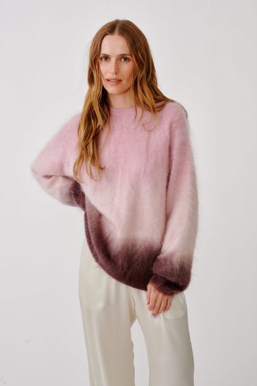 JUNE RELAXED RAGLAN OMBRE CASHMERE CREWNECK | SOFT PINK 3 MULTI