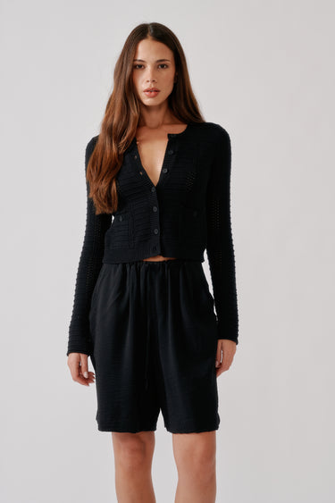 GEMMA SHORT CINCHED LONGER SHORT | BLACK