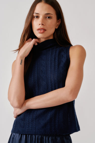 SALVIA SLEEVELESS CASHMERE CABLE TURTLENECK | MIDNIGHT NAVY