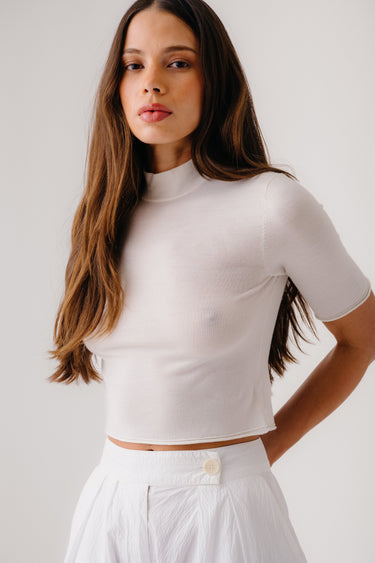 EMBER CASHMERE CROPPED SHORT SLEEVE MOCK NECK | GARDENIA