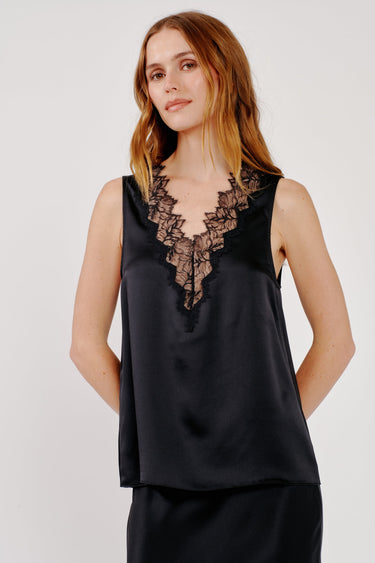 MAZZY V-NK LACE TANK in black