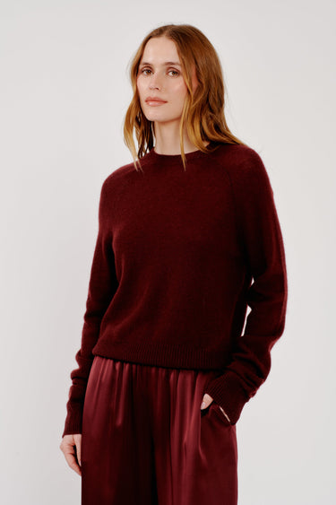 JAYNE LAYERING CREWNECK in cabernet