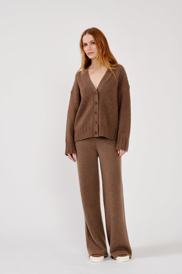 TISCH SLOUCHY CARDIGAN in swiss brown