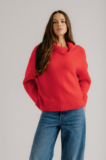 SCARLETT CASHMERE TURTLENECK | SCARLET