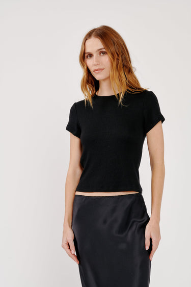 YAEL CROPPED BABY TEE in black