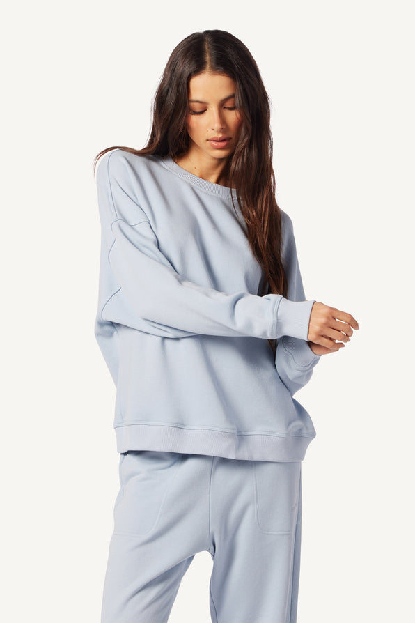 ROMY CLASSIC SWEATSHIRT  | WHISPER